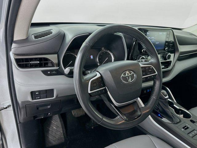 used 2022 Toyota Highlander car, priced at $44,977