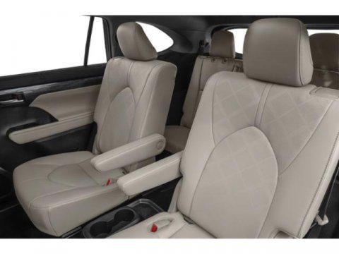 used 2021 Toyota Highlander Hybrid car, priced at $37,977
