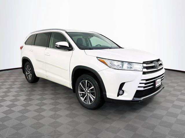 used 2017 Toyota Highlander car, priced at $22,977