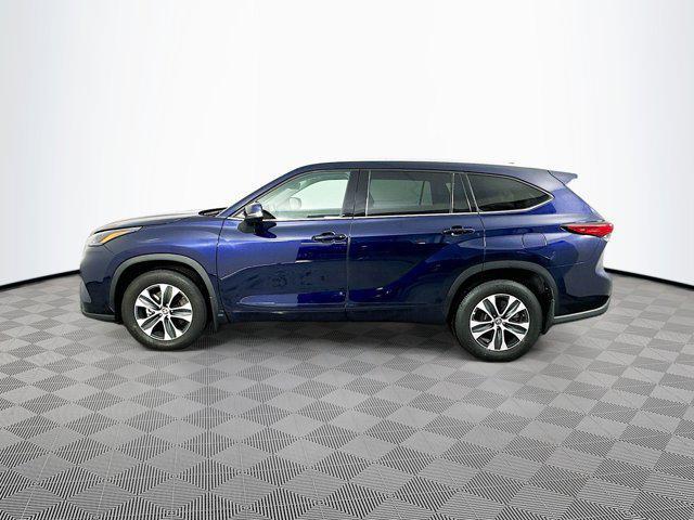 used 2022 Toyota Highlander car, priced at $39,741