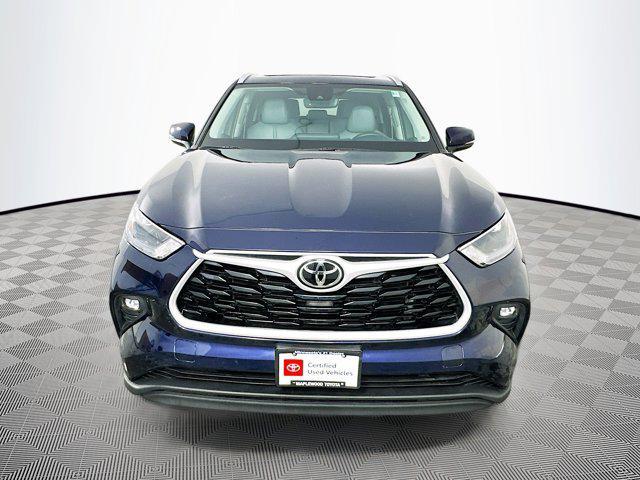 used 2022 Toyota Highlander car, priced at $39,741