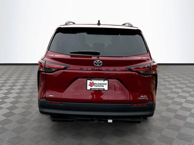 used 2022 Toyota Sienna car, priced at $51,977