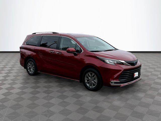 used 2022 Toyota Sienna car, priced at $51,977