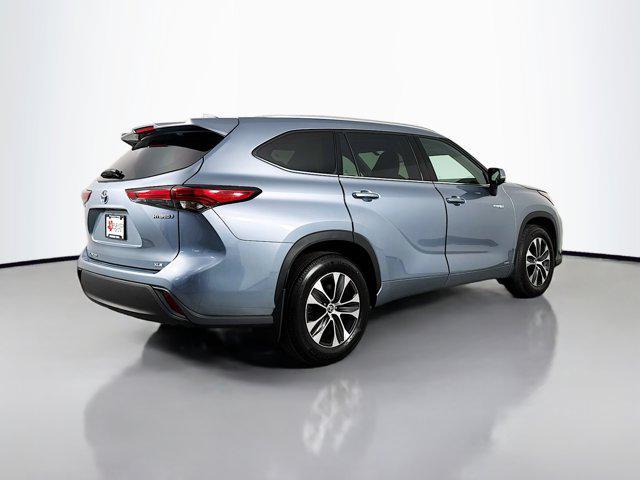 used 2021 Toyota Highlander Hybrid car, priced at $43,875