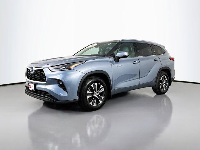 used 2021 Toyota Highlander Hybrid car, priced at $43,875