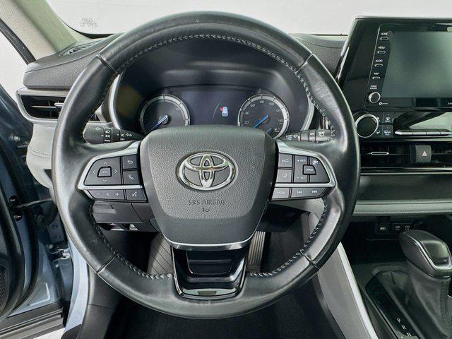 used 2021 Toyota Highlander Hybrid car, priced at $43,875