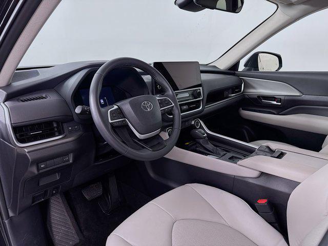 used 2025 Toyota Grand Highlander car, priced at $46,513