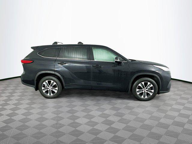 used 2022 Toyota Highlander car, priced at $44,977