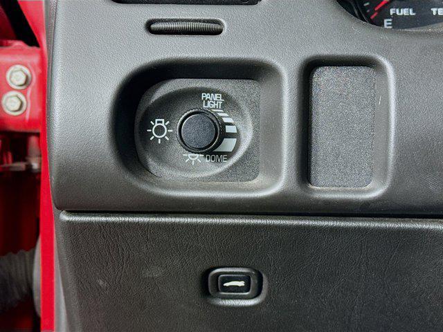 used 2002 Chevrolet Monte Carlo car, priced at $5,977