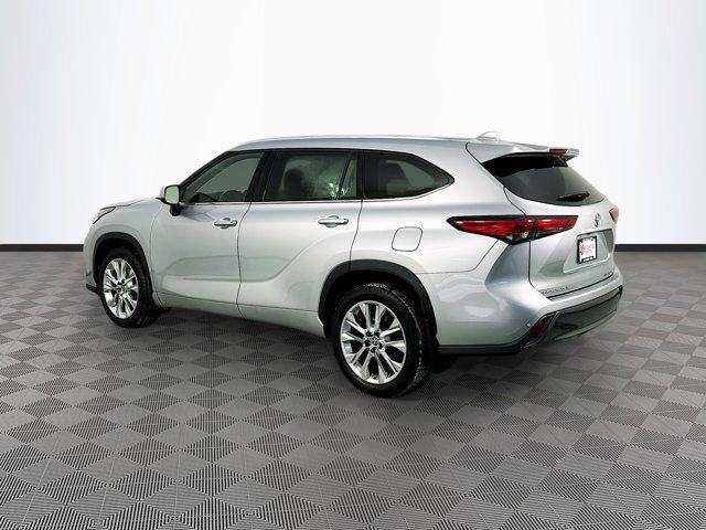 used 2021 Toyota Highlander car, priced at $38,977