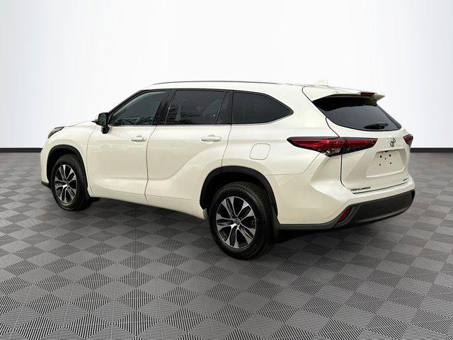 used 2021 Toyota Highlander car, priced at $38,973