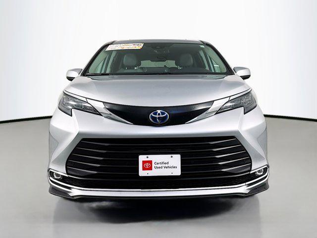 used 2024 Toyota Sienna car, priced at $42,775