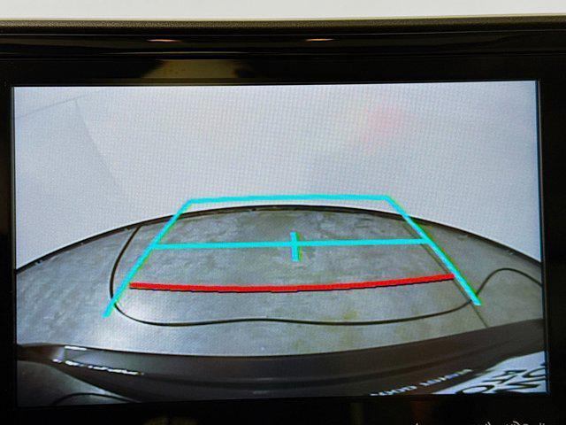 used 2021 Toyota Highlander Hybrid car, priced at $38,977