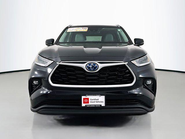 used 2021 Toyota Highlander Hybrid car, priced at $38,977