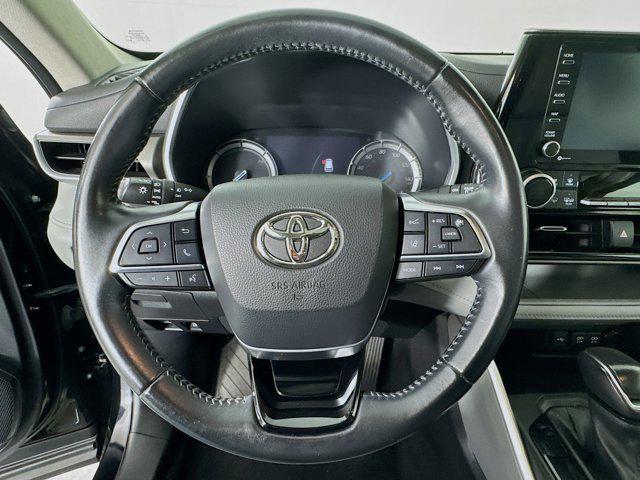 used 2021 Toyota Highlander Hybrid car, priced at $38,977