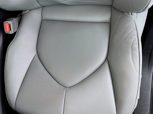 used 2021 Toyota Highlander Hybrid car, priced at $38,977