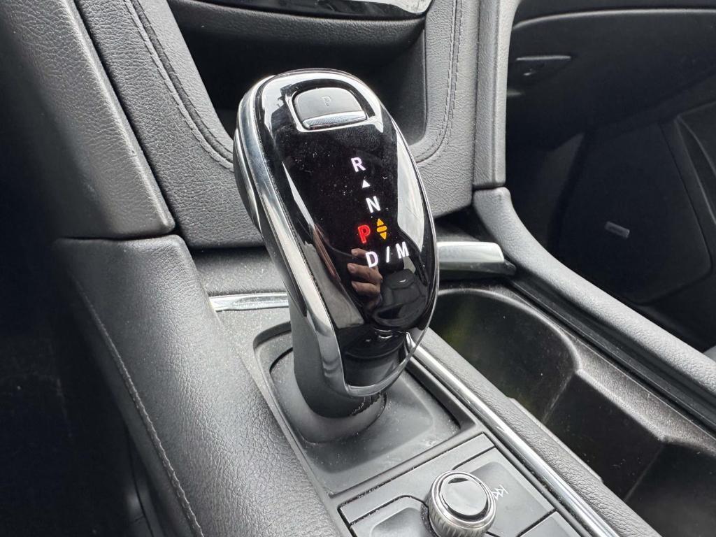 used 2023 Cadillac XT5 car, priced at $35,900