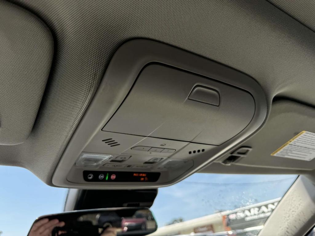 used 2021 Cadillac XT4 car, priced at $26,900