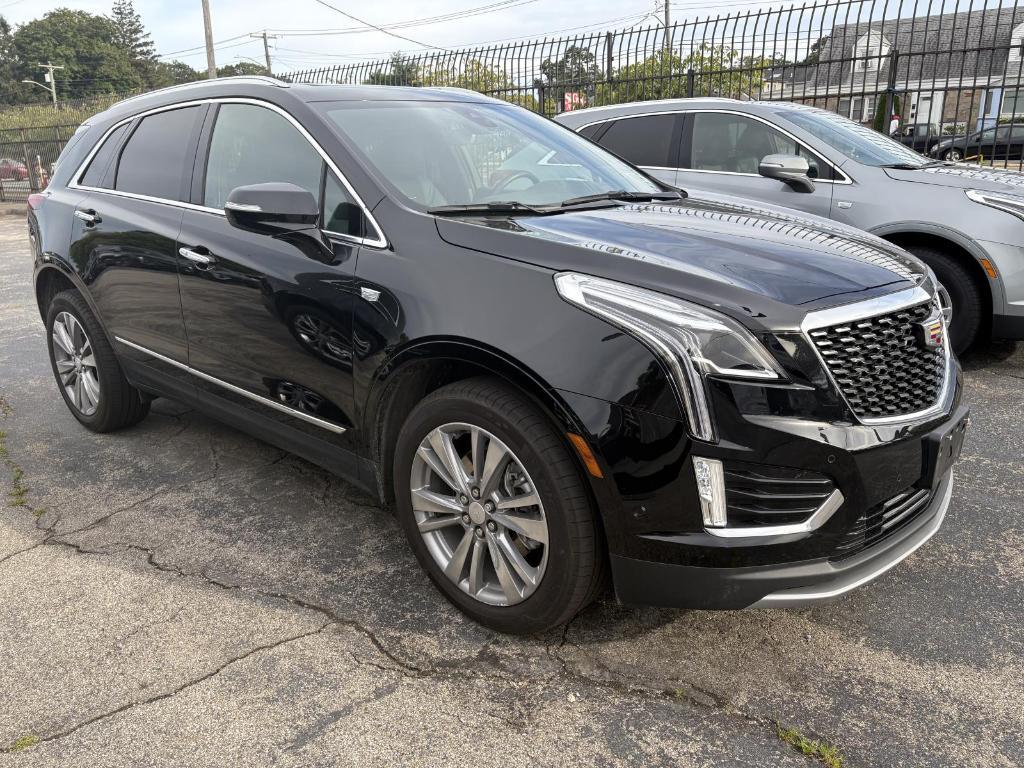 used 2023 Cadillac XT5 car, priced at $36,900
