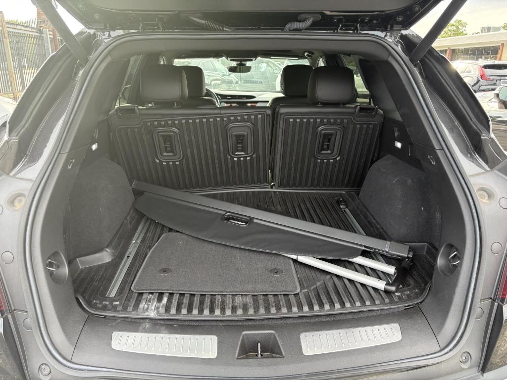 used 2023 Cadillac XT5 car, priced at $36,900