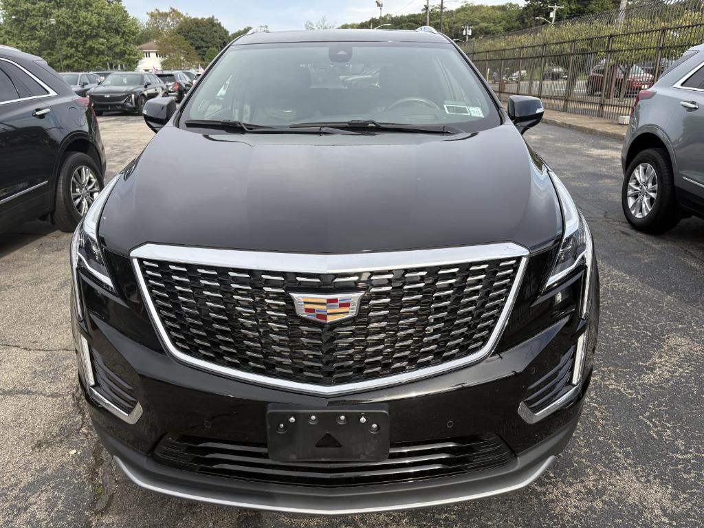 used 2023 Cadillac XT5 car, priced at $36,900