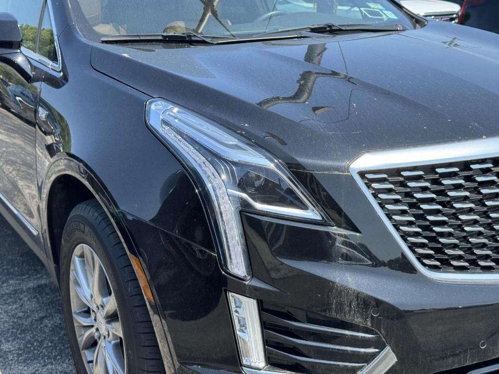 used 2022 Cadillac XT5 car, priced at $35,900