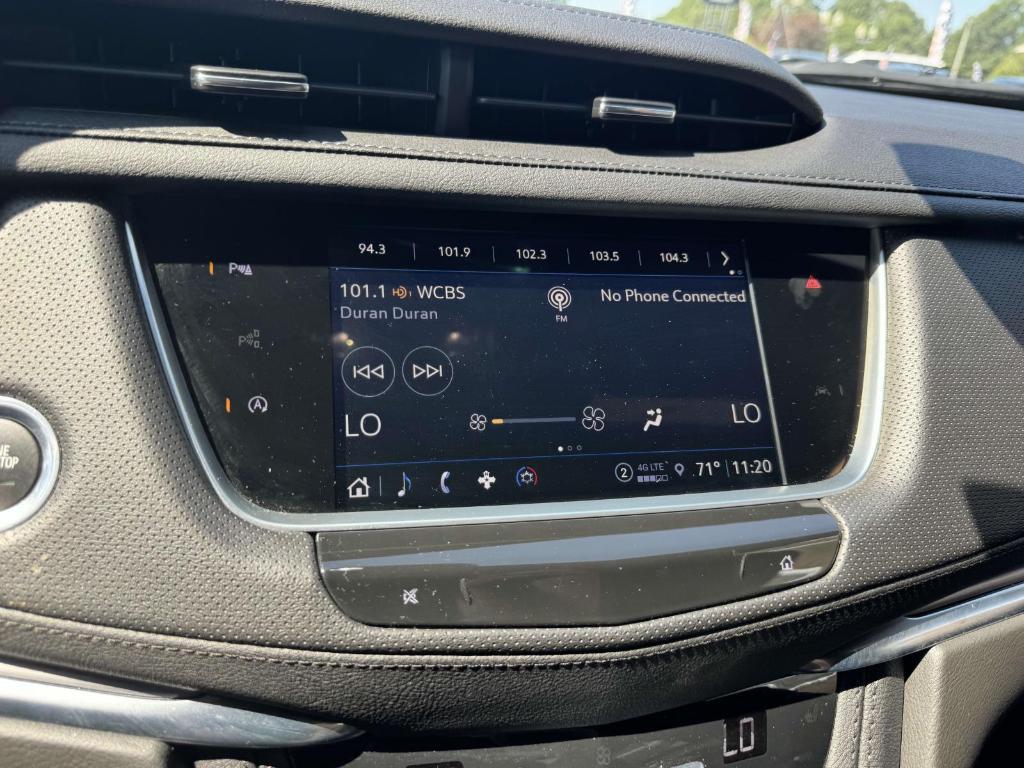 used 2024 Cadillac XT5 car, priced at $38,900