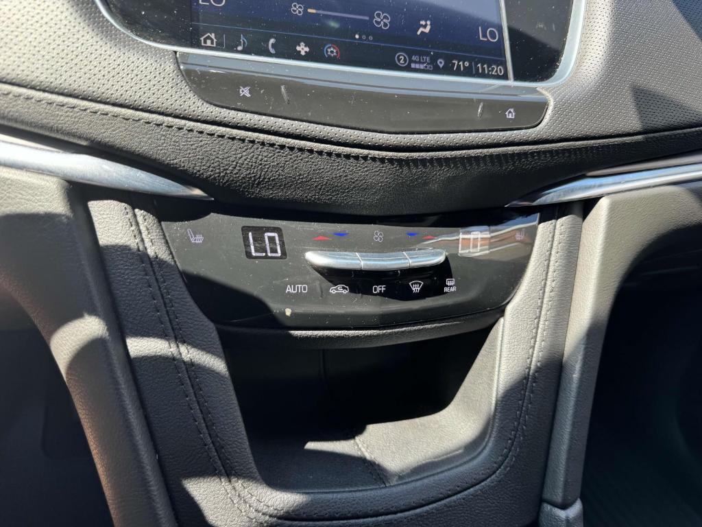 used 2024 Cadillac XT5 car, priced at $38,900