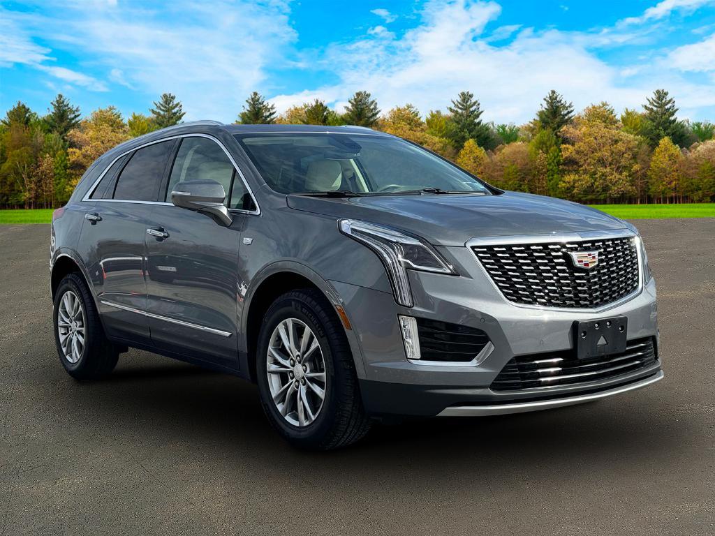 used 2022 Cadillac XT5 car, priced at $35,900