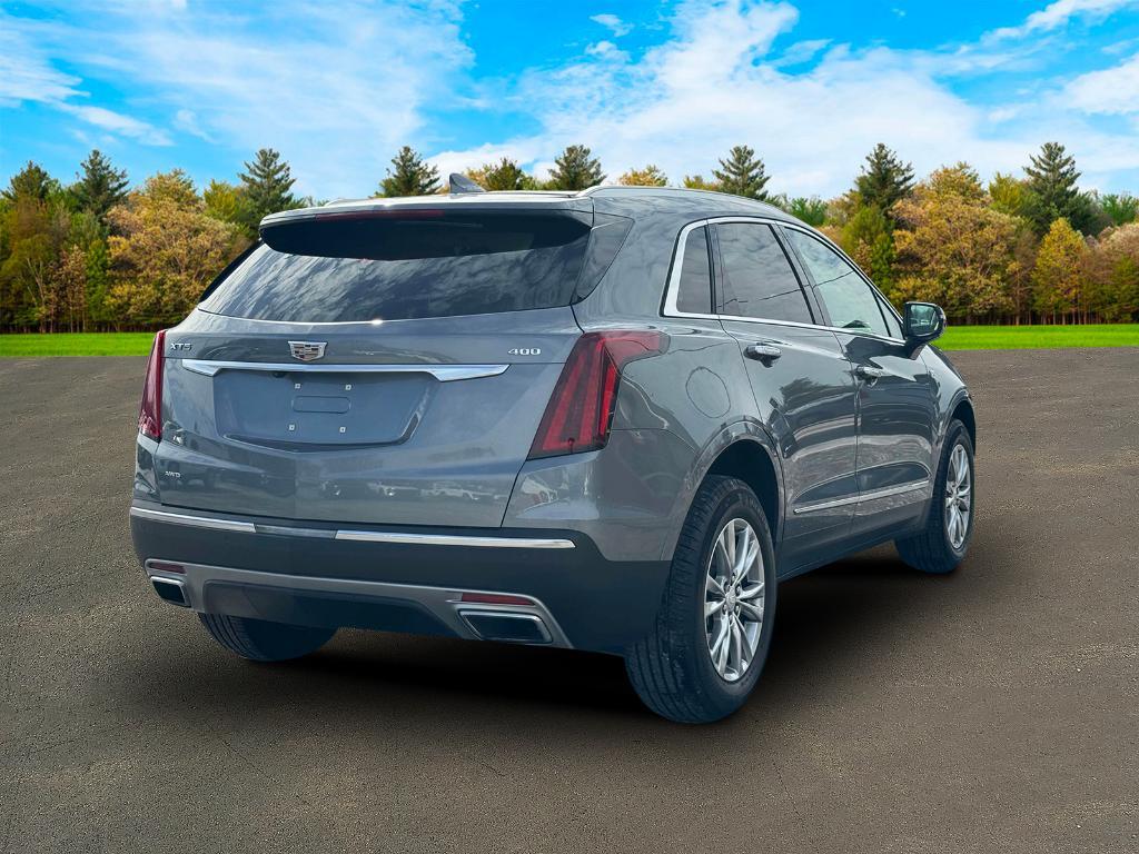 used 2022 Cadillac XT5 car, priced at $35,900