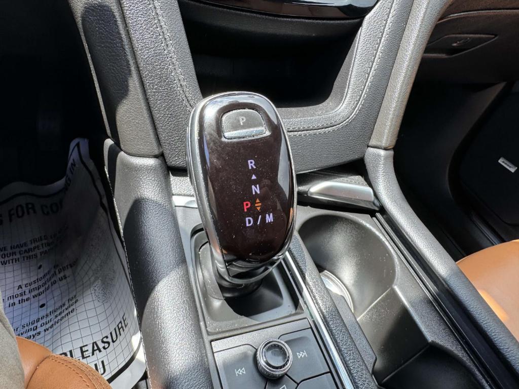 used 2022 Cadillac XT5 car, priced at $35,900