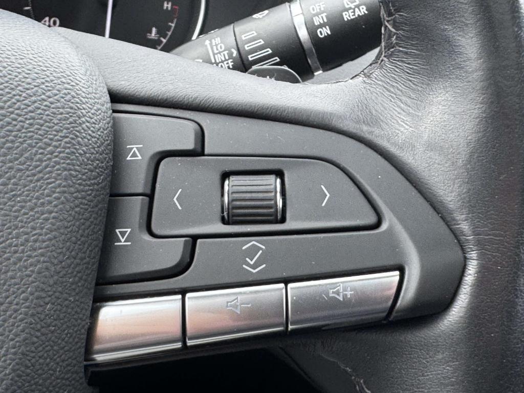 used 2023 Cadillac XT4 car, priced at $28,900