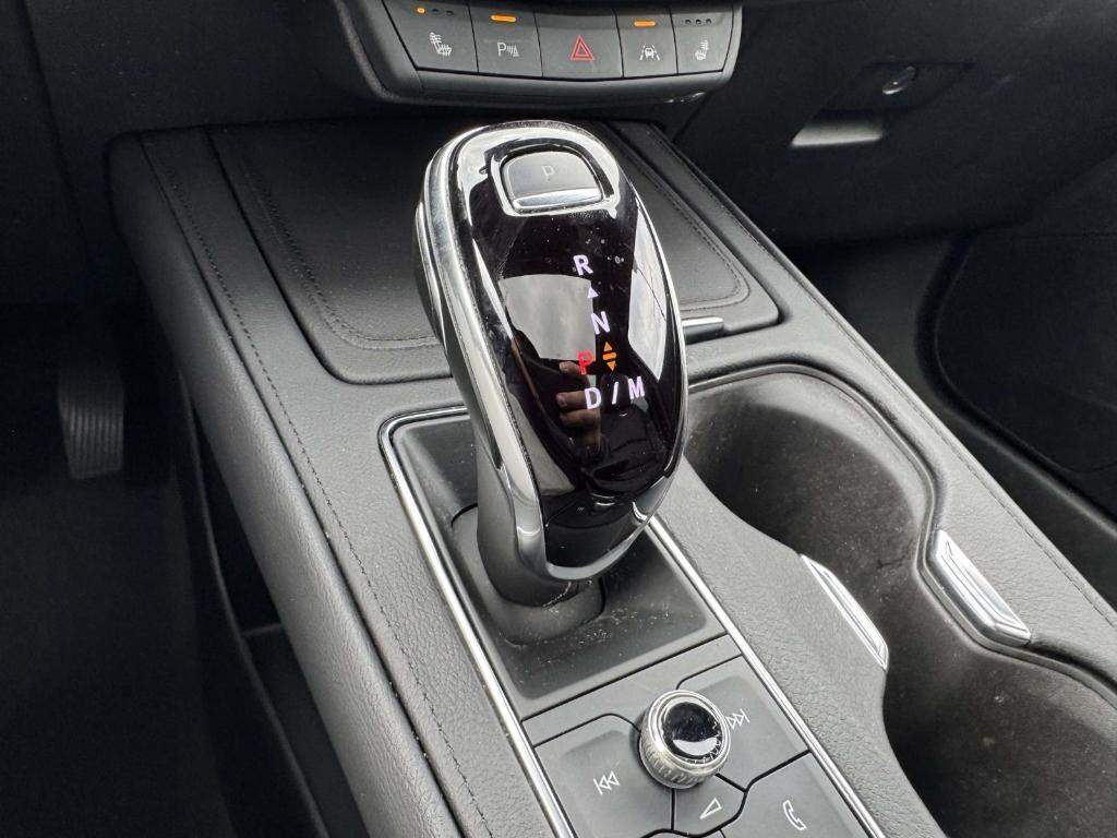 used 2023 Cadillac XT4 car, priced at $28,900
