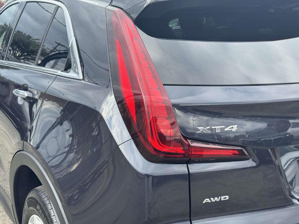 used 2023 Cadillac XT4 car, priced at $28,900
