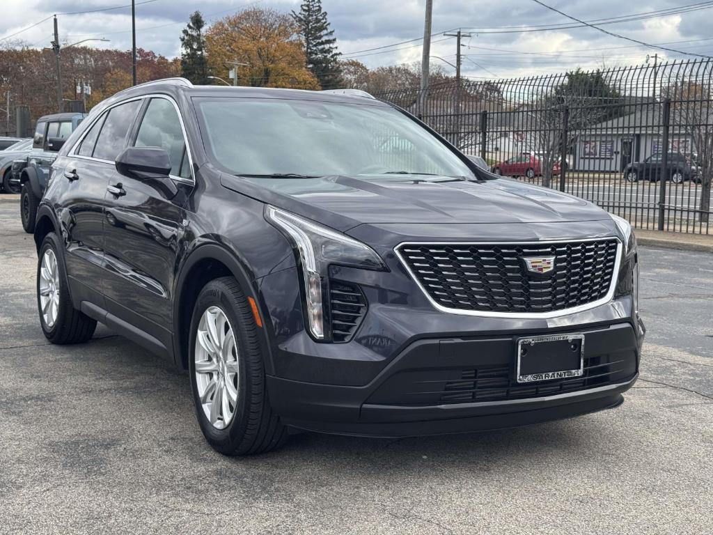 used 2023 Cadillac XT4 car, priced at $28,900