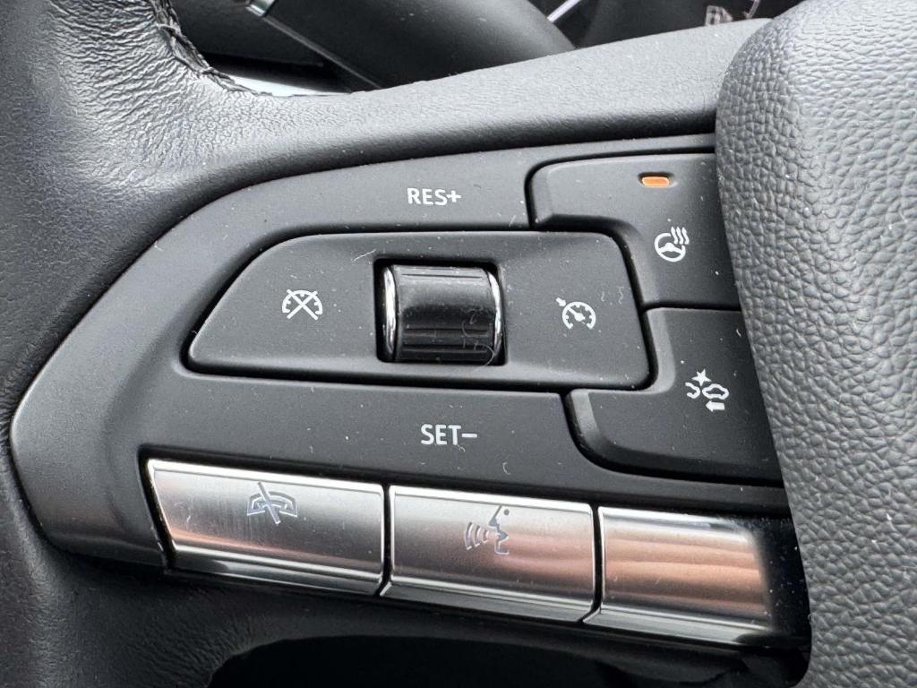 used 2023 Cadillac XT4 car, priced at $28,900