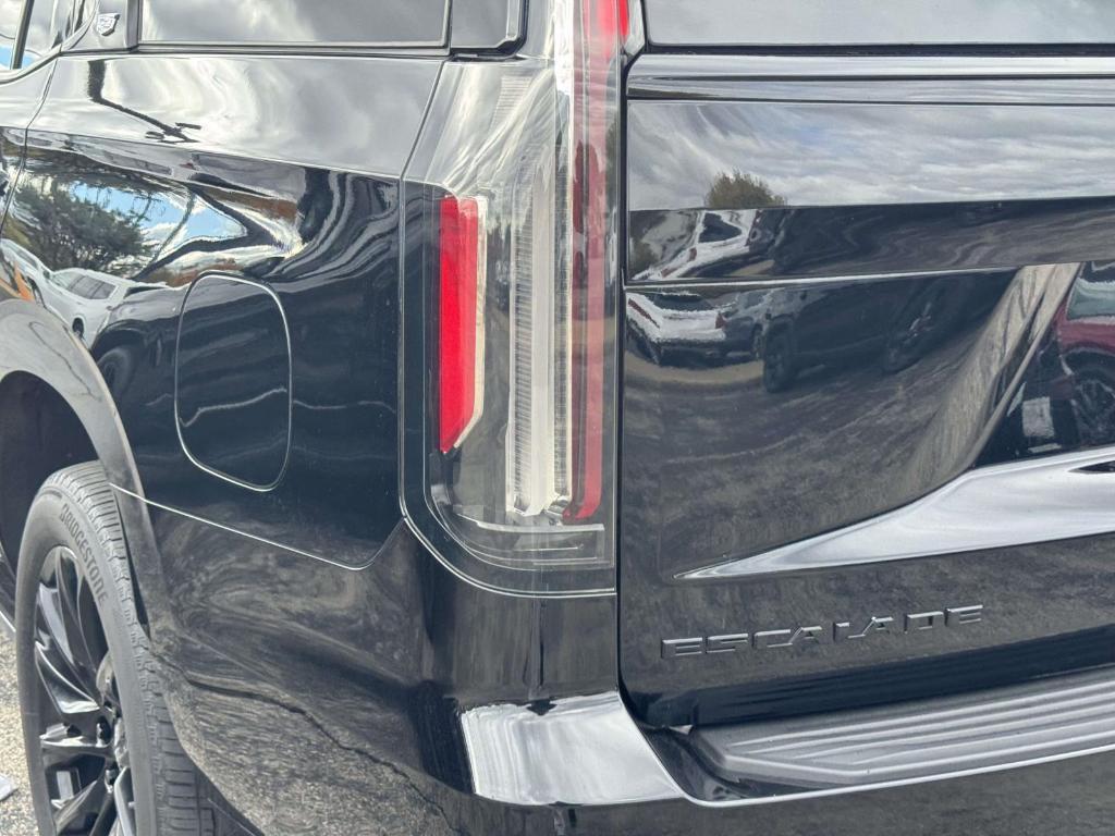 used 2023 Cadillac Escalade car, priced at $77,900