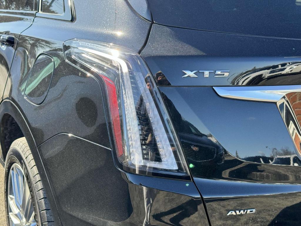 used 2024 Cadillac XT5 car, priced at $39,900