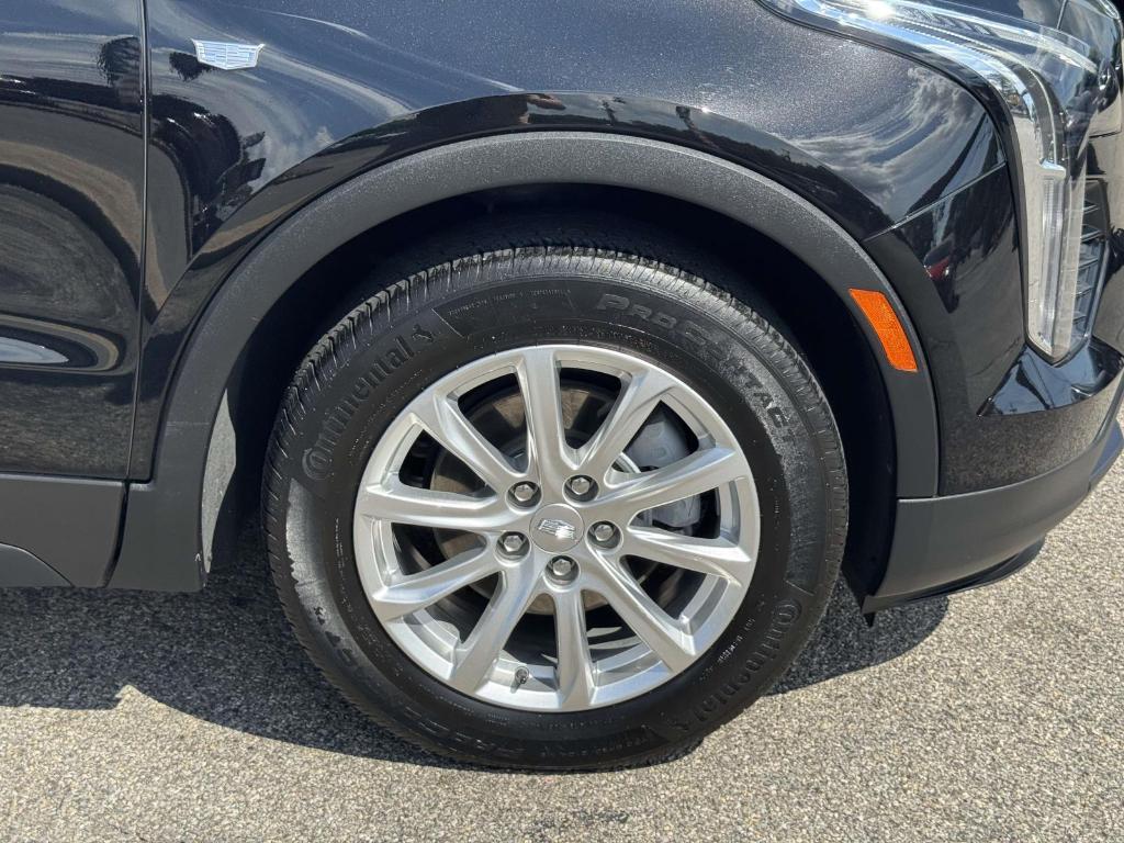 used 2023 Cadillac XT4 car, priced at $30,900