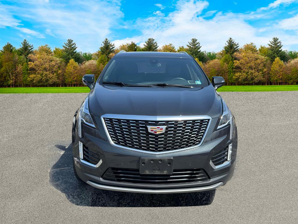 used 2022 Cadillac XT5 car, priced at $35,900