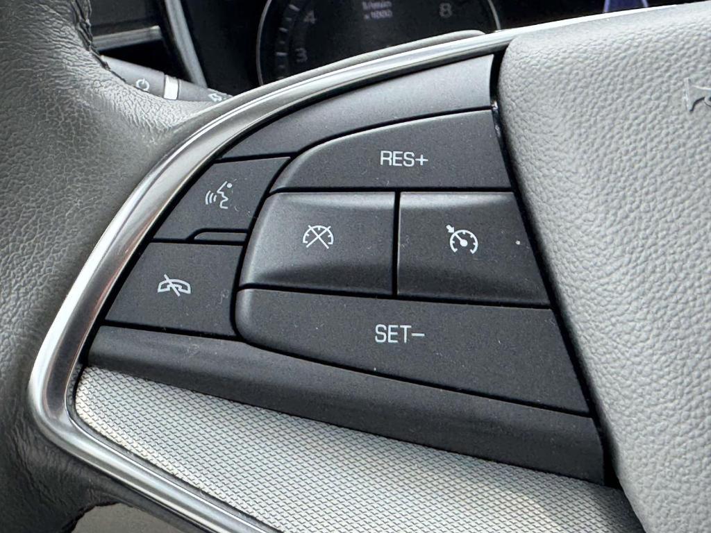 used 2023 Cadillac XT5 car, priced at $38,900