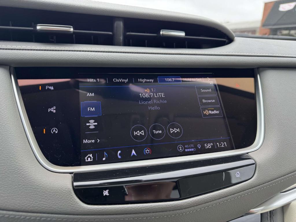 used 2023 Cadillac XT5 car, priced at $38,900