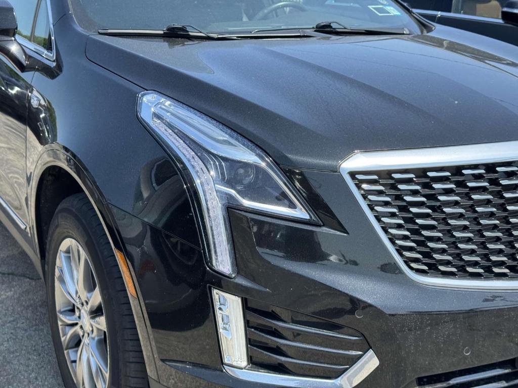 used 2022 Cadillac XT5 car, priced at $35,900