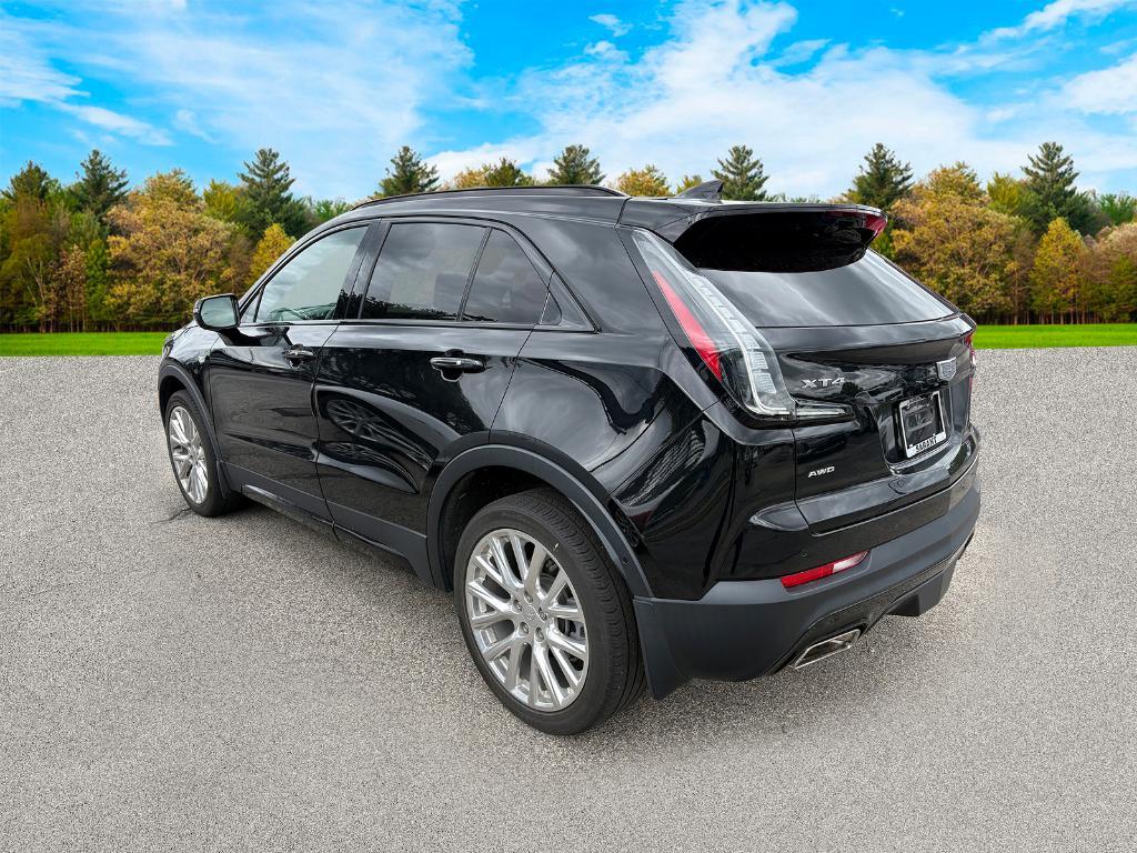 used 2022 Cadillac XT4 car, priced at $33,900