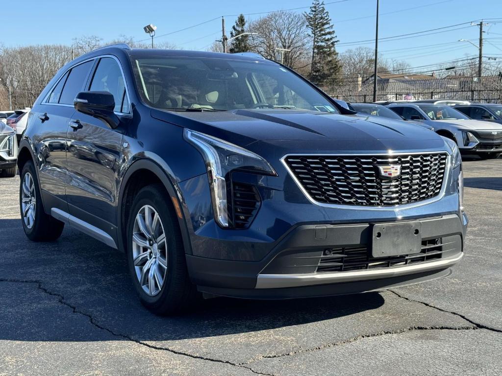 used 2021 Cadillac XT4 car, priced at $29,900