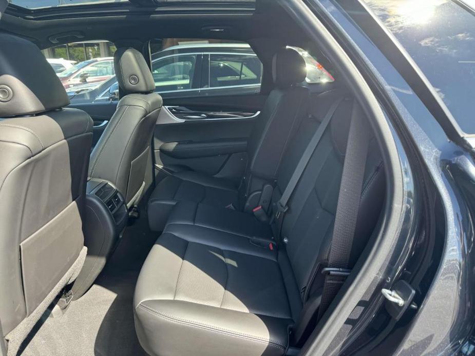 used 2021 Cadillac XT5 car, priced at $32,900