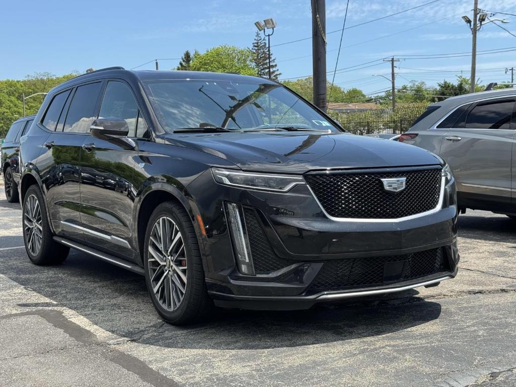 used 2022 Cadillac XT6 car, priced at $39,900