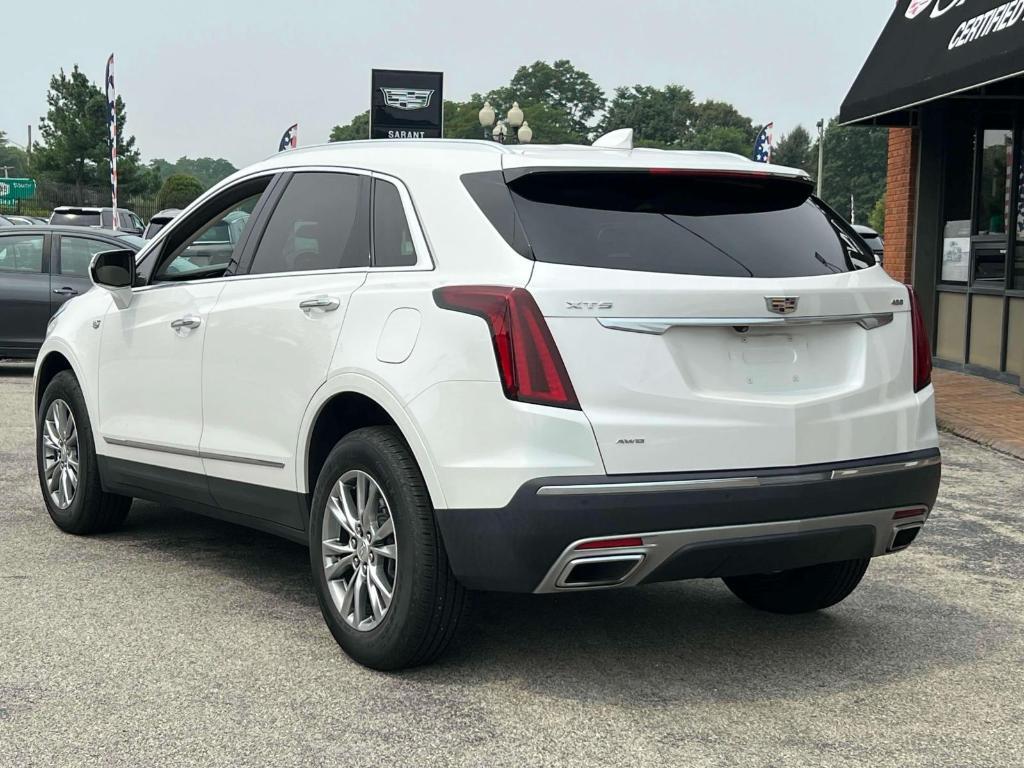 used 2022 Cadillac XT5 car, priced at $31,900