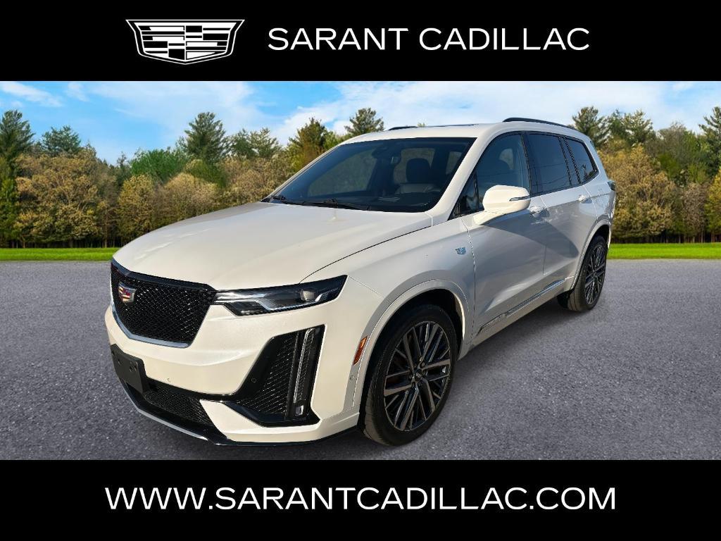 used 2022 Cadillac XT6 car, priced at $38,900