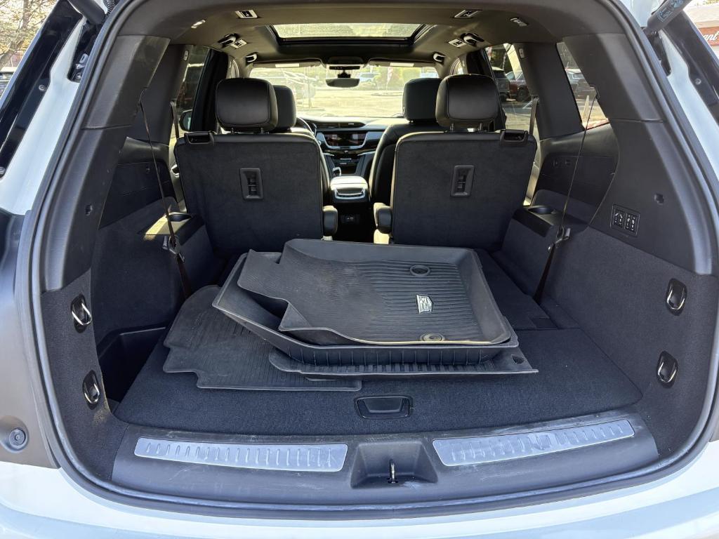 used 2022 Cadillac XT6 car, priced at $38,900
